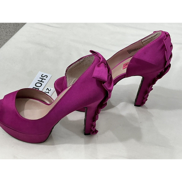 Womans Betsey Johnson Sammmll Pink Platform Peep Toe Heel Pumps 8 M - Picture 3 of 9